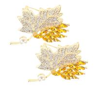 GAROZATION 2pcs Elegant Crystal Maple Leaf Brooch for Women Fashionable Lapel Pin Jewelry Accessory for Sweaters Scarves and Fall Attire Creative Decoration for Thanksgiving Party
