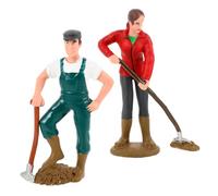 Gatuida 2pcs Miniature Farm Adornment Role Play Farmer Model Realistic Male and Female Farmer Figurines for Train Layout Village Scene Decor Pretend Play Statues