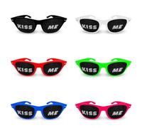 Generisch Classic Glasses for Parties, Clubs - Kiss Me Stickers, Black Color