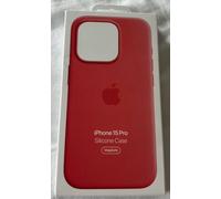 Apple iPhone 15 FineWoven Case with MagSafe - Mulberry