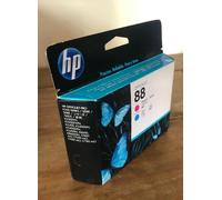 Genuine HP 88 Printhead - CYAN & MAGENTA (INC VAT) BOXED 2020