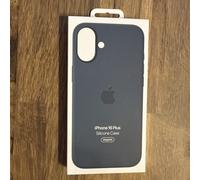 Genuine Original Apple iPhone 16 PLUS Silicone MagSafe Case MYYH3ZMA Lake Green