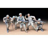 German Front - Line Infantryman 1:35 Figure Plastic Model Kit TAMIYA