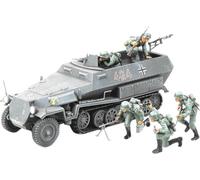 German Hanomag Sd.Kfz.251/1 Military 1:35 Plastic Model Assembly Kit
