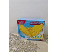 (GERMAN) Pokémon - Trading Card Game: Top Trainer Box Crimson & Purple - Parado