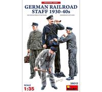 German Railroad Staff 1930-40s 1:35 Figure Plastic Model Kit MINIART