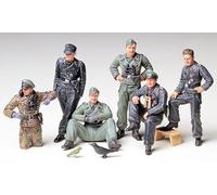 German Tank Crew at Rest 1:35 Figure Plastic Model Kit TAMIYA