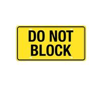 Geroclonup Do Not Block Sign Rust-Free Fade Resistance Vintage Metal Sign for Business Home Store Garage Bar Wall Door Decor Easy Installation Indoor Outdoor Use 15x30cm