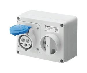 Gewiss GW66015 Fixed Interlocked Horizontal Socket-Outlet - With Bottom - Without Fuse-Holder Base - 2P+E 32A 200-250V - 50/60Hz 6H - IP44