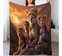 GGJJTT Leopard Throw Blanket, Super Warm, Flannel, Elegant, Fluffy Decoration Blanket for Sofa, Armchair, Couch And Bed, 150×200cm
