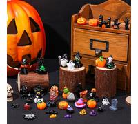 GGSTDDUP 40 PCS Halloween Miniatures, Mini Figurines Bulk Set with Pumpkin Ghost Skull Candy Figures to Hide, Halloween Decorations for Party Favors, Bag Fillers, Garden Dollhouse