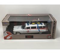 Jada Ghostbusters ECTO-1 metal 1:24 diecast car, celebrating Ghostbusters this vehicle is suitable for play, collecting and as a gift