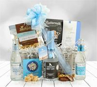 Gin Lovers Hamper | Premium Tarquin's Cornish Gin & Tonic Gift Basket with Award-Winning Sweet Treats, Fudge & Popcorn | Reusable Whitewash Wicker Basket