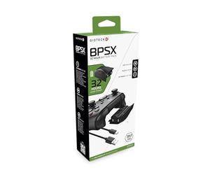 Gioteck High Capacity Battery (1400 mAh) for Xbox Series X S Wireless Controller, 32 Hour Battery Life, Includes 3 Metre Plug and Play Cable - Black