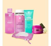 Give Me Stay Youthful Skincare Essentials Gift Set In Pink Pink One Size