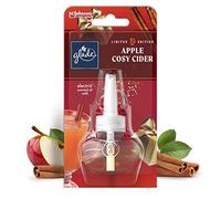 Glade Winter Scented Oil Plug in Air Freshener Refill Apple Cosy Cider, 20ml