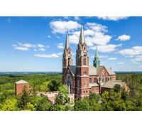 GLHUIOZ Wooden Jigsaw Puzzle, Best Gift for Adults and Kids, Unique Shape Jigsaw Pieces, USA Church Wisconsin 52x38cm