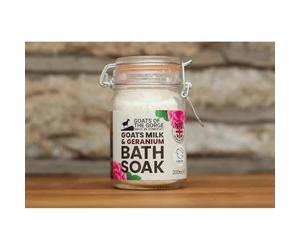 Goats of The Gorge Milk & Geranium Bath Soak - Luxurious Body Care with Goat Milk & Geranium - Enriched with Natural Ingredients for a Relaxing and Rejuvenating Bath Experience