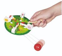 Goki 4 Pecking Chickens in Green | Size: 1 Pack Goki Green 1 Pack