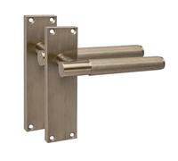 Golden Grace Victorian T-Bar Door Handle, Antique Brass, 1 Pair | Includes spindles and fixing screws for quick fitting on internal doors, with a 150x40mm metal plain edge backplate.