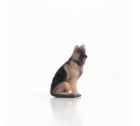 Gralara 1/64 Scale Dog Painted German Herder Figurine Detailed Miniature German Herder for Dioramas, Sitting Shepherd