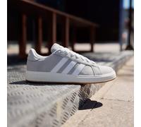 Grand Court Base 00s Shoes