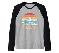 Grand Teton National Park Wyoming Retro Mountains Design Raglan Baseball Tee