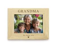 Grandma We Love You Photo Frame 4x6, Engraved Wooden Picture Frame for Grandma, Mothers Day Gift from Grandchildren, Granny Nanny Nana Birthday Gift, Grandparent Keepsake Frame (Portrait)