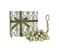 Grape Soap on a Rope, Handmade Cluster Grape Shaped Soap on Vine Bar, Boho Chic Handcrafted Grapes Soaps, Natural Cold Process Artisan Soaps for Men Women Hand, Face, Body Bathing (B)