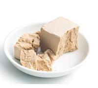 Greenhalghs Fresh Yeast 1kg - Professional Quality Fresh Compressed Yeast for Bread Making, Pizza Dough, Rolls, Brioche, Artisan Baking & Home Bakery Use