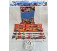 Greenhills Carrera GO!!! Minions Barriers x 6 + Tunnel + Clips x 22 - NEW - MACC928