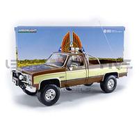 Greenlight 13560 Collectible Miniature Car, Brown/White