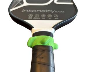GRIPFIXER Pickleball | Ensures the correct grip | The ultimate training equipment & teaching aid | Danish Innovation | Small-Right