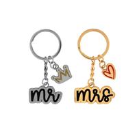 GRUSS & CO Mr & Mrs Couple Keyring Gift Set with 2 Figural Pendants on Gift Card Wedding Gift for Couples for Two 71074, multicoloured, Länge 7 cm