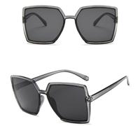 GSZCCZS Trimmed polygonal sunglasses Retro Ladies Sunglasses Reflective Film Glasses Classic Vintage Sun Glasses Gradient