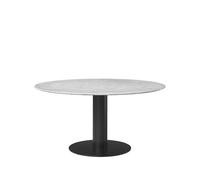 GUBI Gubi 2.0 dining table Marble white. ø150. black stand