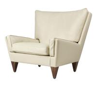 Gubi V11 Armchair American Walnut/ Cream Leather