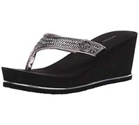 GUESS Women's gwSARRALY4 Flip-Flop, Silver, 11