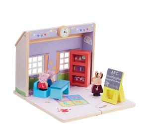 Gurli Pig Tree Schoolhouse