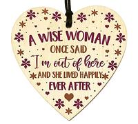 GuteGifts Floral Funny Retirement Gifts for Her Women Mum Colleague Friends Thank You Good Luck Goodbye Leaving Job Wooden Heart Sign Plaque Keepsake Decoration-A wise woman lived happily ever after