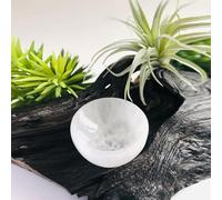 H&H HOMEDECOR LTD Selenite Crystal Charging Bowl White Selenite Charging Alter Bowl Cleanse Meditation Spiritual and Recharge Crystals Decoration Gift Multiple Sizes (14 Cm)