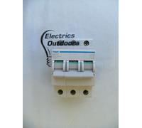 Hager SB340 - Tripolar cut switch sb 40a 400v