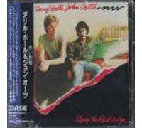 Hall & Oates - Along the Red Ledge