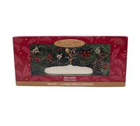 Hallmark Snow Scene Tabletop Display Peanuts a Charlie Brown Christmas