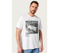 Halloween Men's Michael Myers Stand ing By Clothes Line T-Shirt in White | Size: 2XL Halloween White 2XL