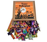 Halloween Themed Sweets & Chocolate Hamper - Trick or Treat Gift Box with Sour Candy, Gummy Body Parts, Eyeball Lollipops & Popping Candy - Spooky Halloween Treats for Kids & Adults