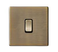 Hamilton 7G29R31AB-B Hartland G2 Screwless 1G 10AX Intermediate Plate Switch - Antique Brass, Black Insert
