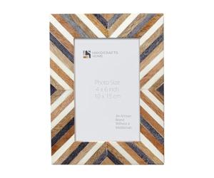 Handicrafts Home Handmade 4x6 Picture Frame with Herringbone Chevron Pattern, Photo Frame for Vintage Home, Gallery Wall, Desk, Farmhouse, Boho & Modern Interiors, Christmas, Gift and Holidays Décor