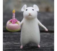 Handmade Needle Felted Mouse,Little Christmas Mouse,DIY Needle Felting Kit Material Package,Wool Felt Handmade Halloween Decorations,Christmas Mouse Doll Gift (Cake)