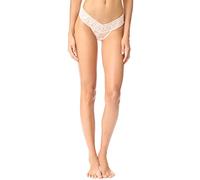 Hanky Panky Signature Lace Low Rise Thong Vanilla